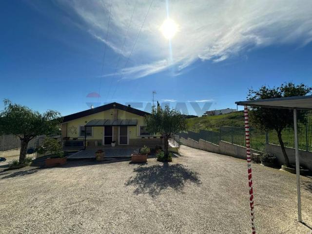 Villa singola in vendita a Matera