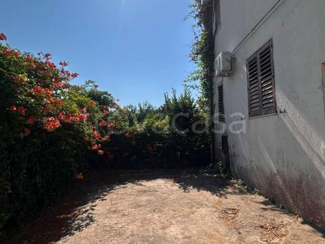 Villa singola in vendita a Melito di Porto Salvo via Rumbolo, 35