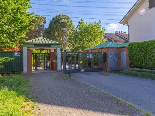 Villa singola in vendita ad Arese via Sandro Pertini, 3