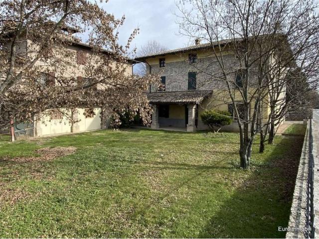 Villa singola in vendita a Montechiarugolo via Argini Sud