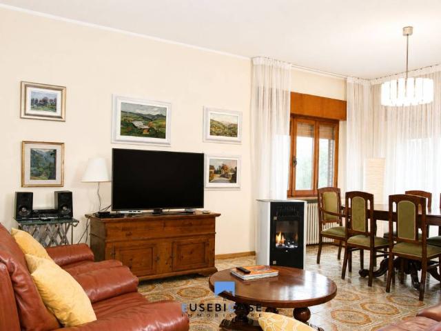 Villa singola in vendita a Montescudo Monte Colombo via Panoramica, 54