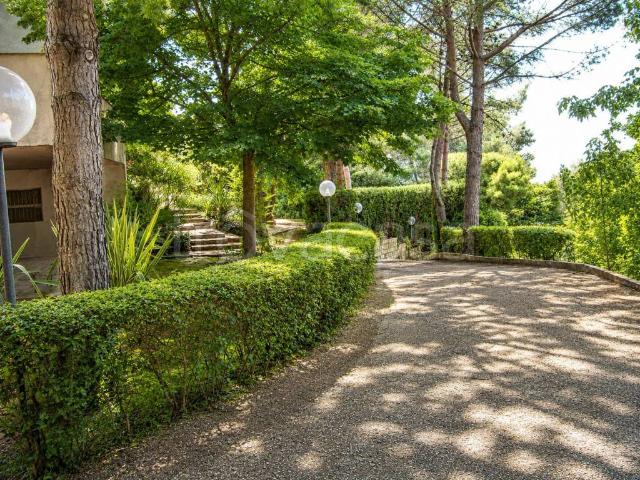 Villa singola in vendita a Montesilvano via Colle della Selva