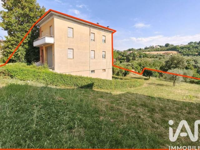 Villa singola in vendita a Montottone viale viale trieste, 52