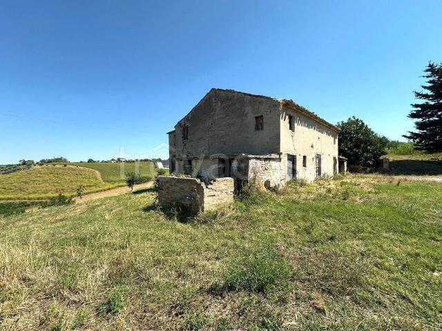 Villa singola in vendita a Monsampietro Morico via Ubrico