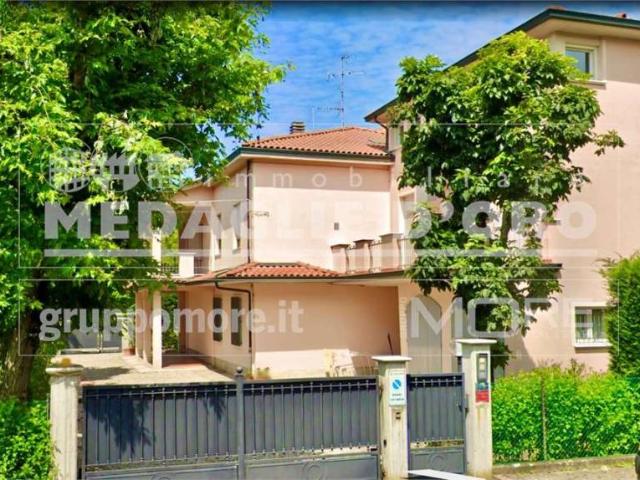 Villa singola in vendita a Modena, Ganaceto Lesignana