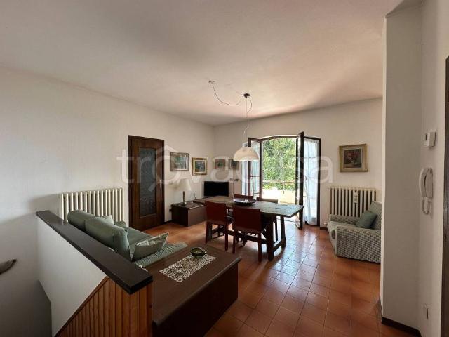 Villa singola in vendita a Nebbiuno