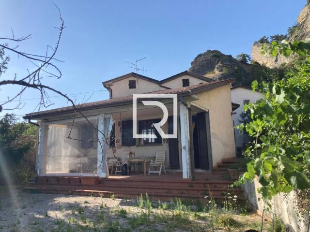 Villa singola in vendita a Novafeltria