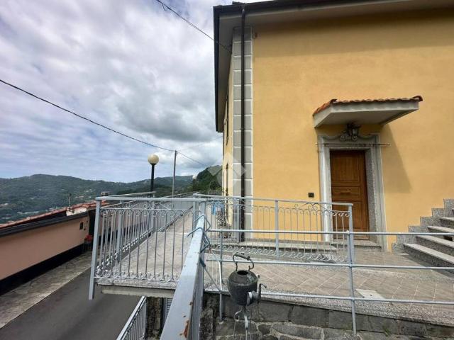 Villa singola in vendita a Paggi, Carasco