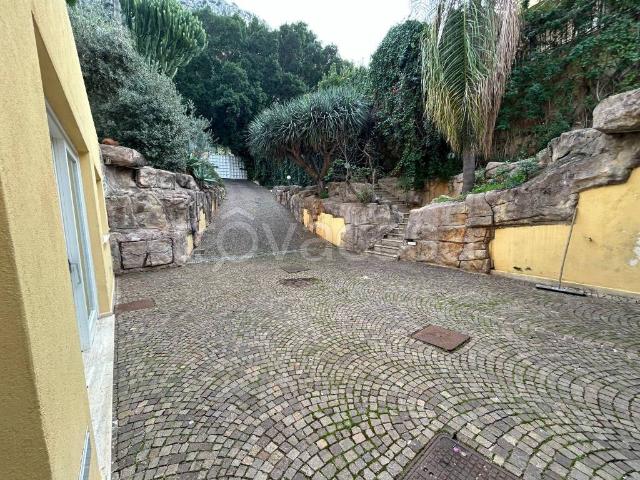Villa singola in vendita a Palermo, Mondello Valdesi