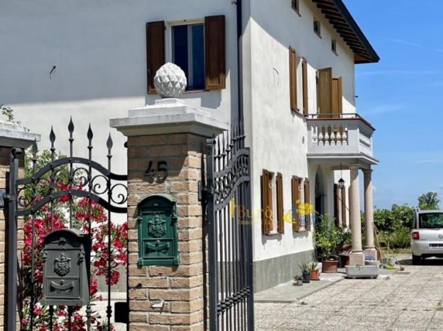 Villa singola in vendita a Parma strada Dani Maestà