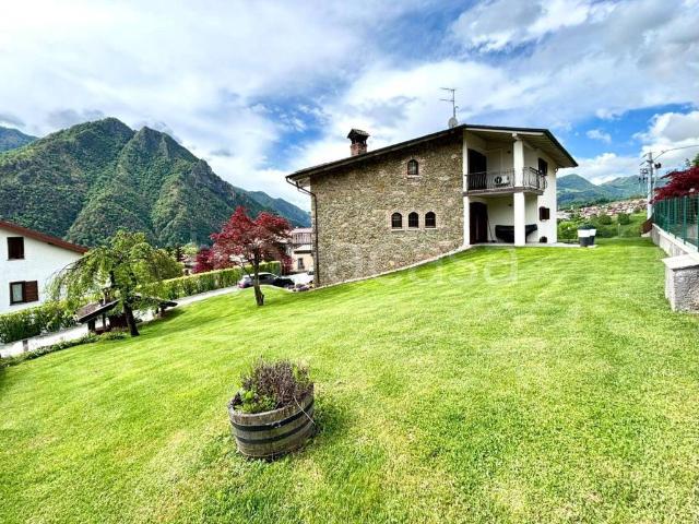 Villa singola in vendita a Parre via Giuseppe Verdi