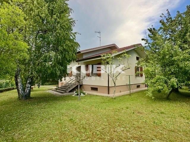 Villa singola in vendita a Pavia di Udine via di Mezzo, 32, Lumignacco
