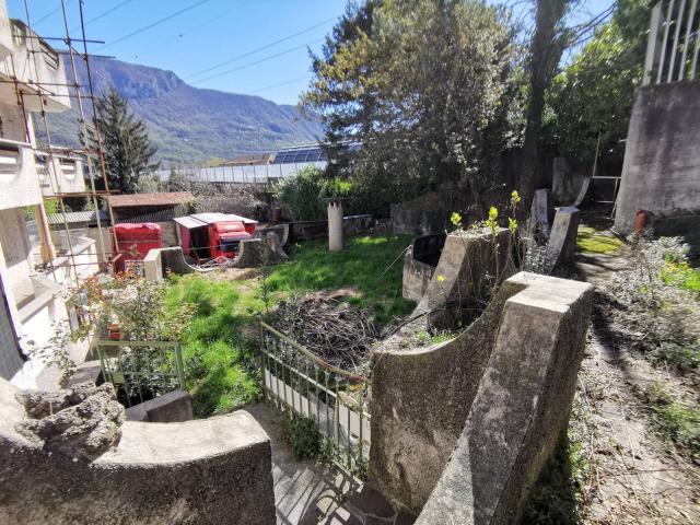 Villa singola in vendita a Pescate