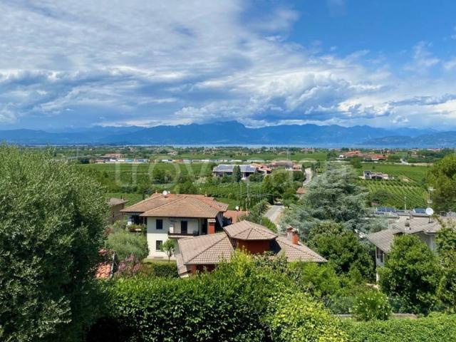 Villa singola in vendita a Peschiera del Garda via Adige, Boschetti