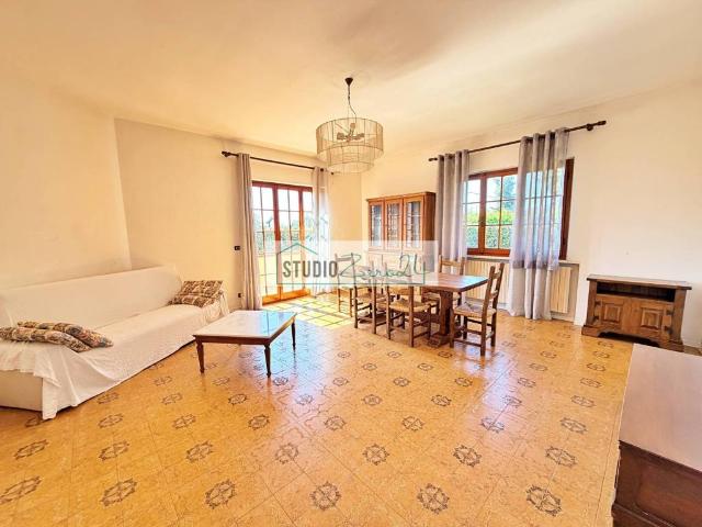Villa singola in vendita a Pietrasanta