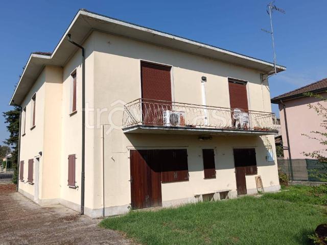 Villa singola in vendita a Pieve Porto Morone