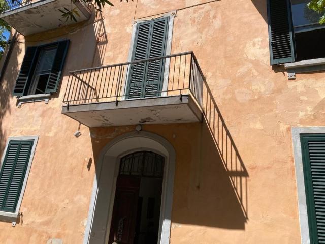 Villa singola in vendita a Pisa via Hermada, Pratale