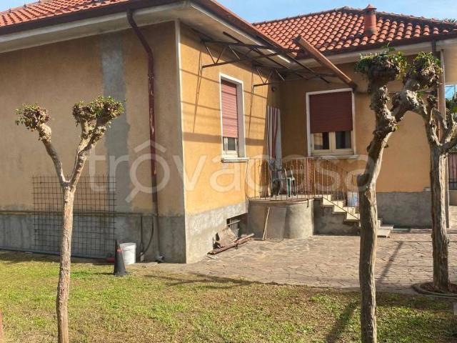 Villa singola in vendita a Pontevecchio, Magenta