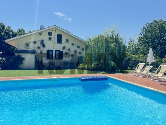 Villa singola in vendita a Pontinia
