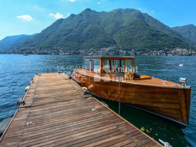 Villa singola in vendita a Pognana Lario via Riva di Quarzano