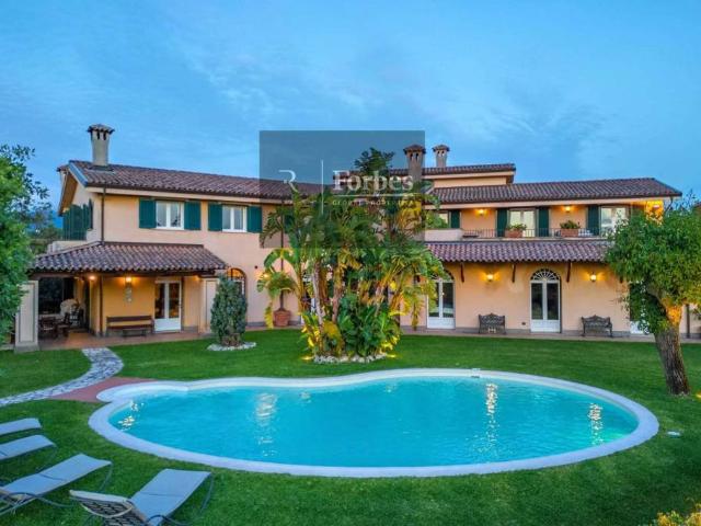 Villa singola in vendita a Polistena
