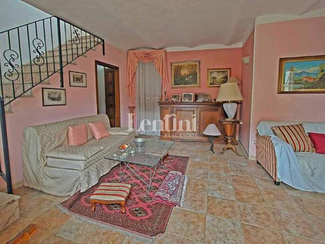 Villa singola in vendita a Popolo, Casale Monferrato