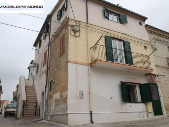 Villa singola in vendita a Portocannone via Enrico Muricchio, 95