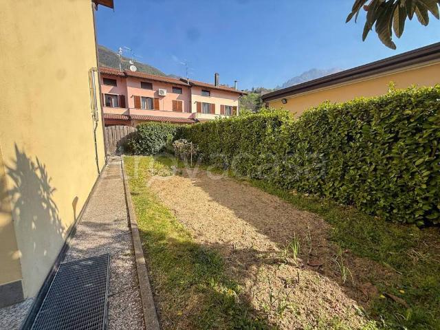 Villa singola in vendita a Porlezza via Ceresio
