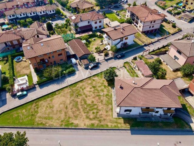Villa singola in vendita a Porlezza via Fratelli Campioni, 32