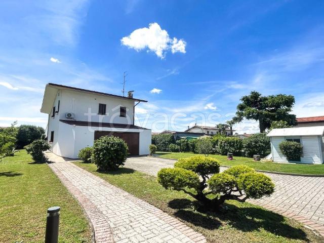 Villa singola in vendita a Pozzuolo del Friuli via Quarta Genova, 18/a