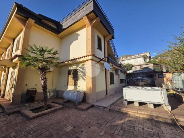 Villa singola in vendita a Praia a Mare via Galileo Galilei, 10