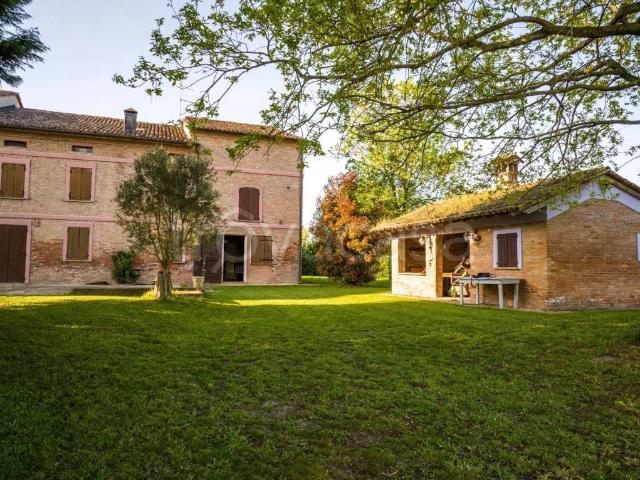 Villa singola in vendita a Quistello via Ugo Foscolo, 21