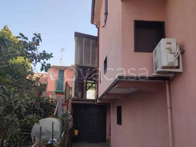 Villa singola in vendita a Ragalna via Paternò, 44