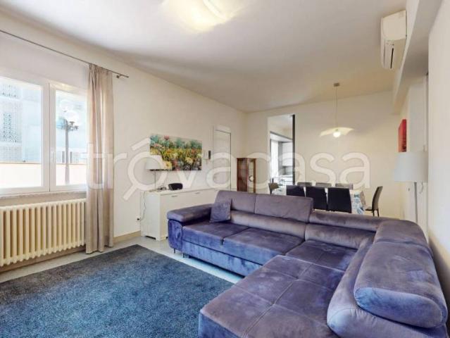 Villa singola in vendita a Riccione, Alba Mare