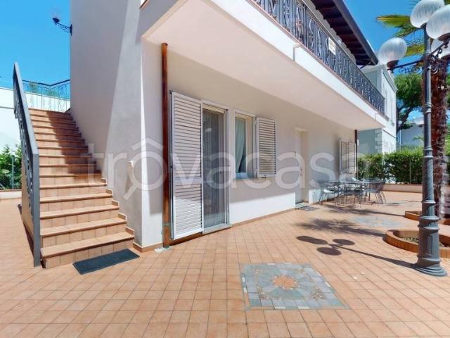 Villa singola in vendita a Riccione, Alba Mare
