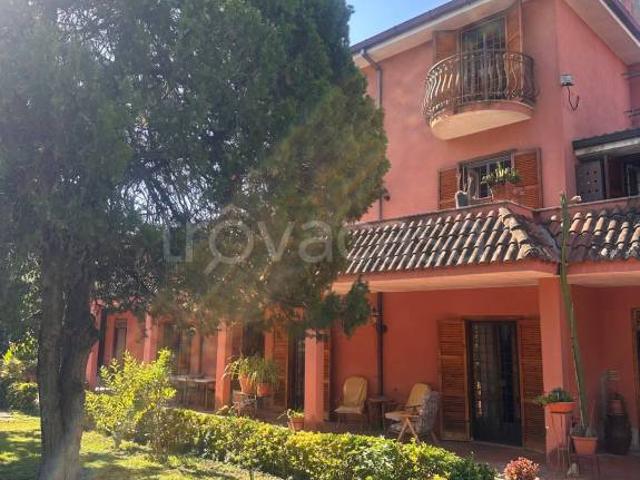 Villa singola in vendita a Roma, Quarto Miglio
