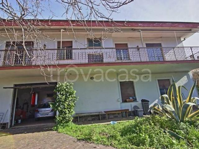 Villa singola in vendita a Roma via Gravedona, Casalotti