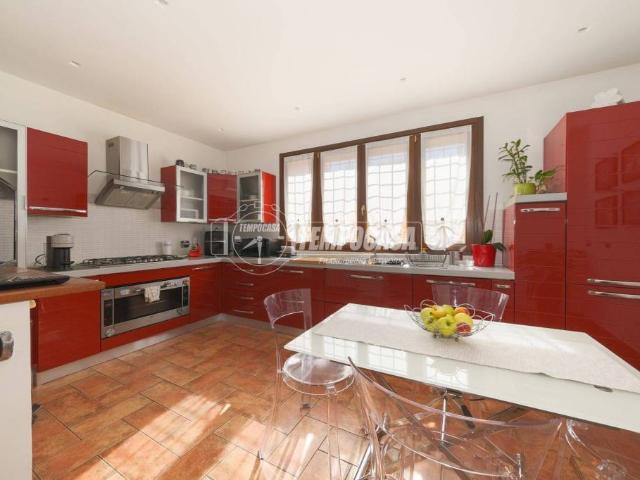 Villa singola in vendita a Roma via Ilario Corte 42, Ottavia