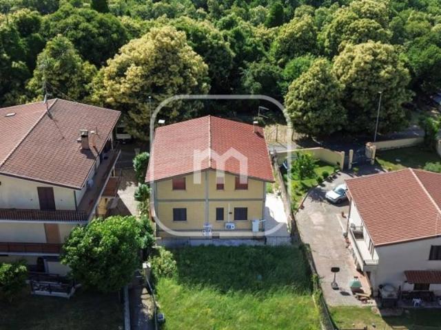 Villa singola in vendita a Rocca Priora via Capranica, 8, Colle Di Fuori
