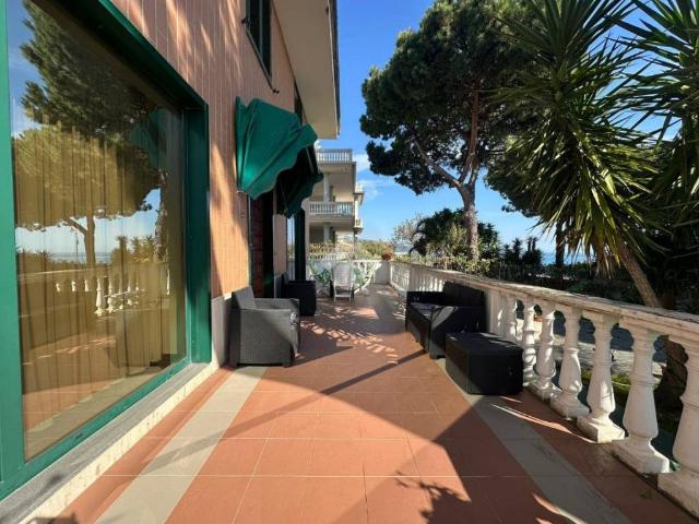 Villa singola in vendita a Roseto Capo Spulico via Lungomare degli Achei