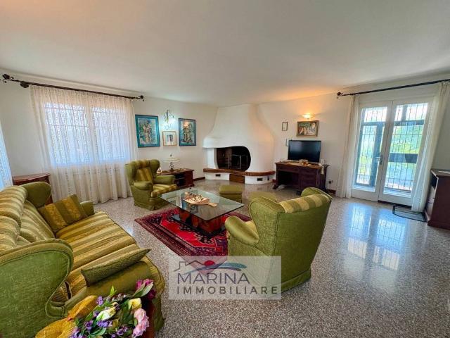 Villa singola in vendita a Rosolina