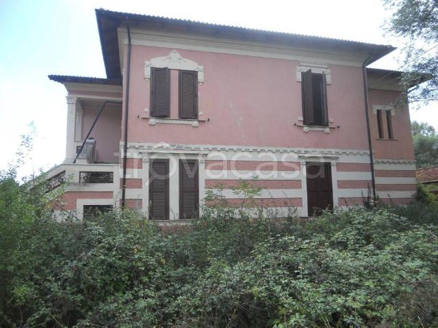 Villa singola in vendita a Scurcola Marsicana via Tiburtina Valeria