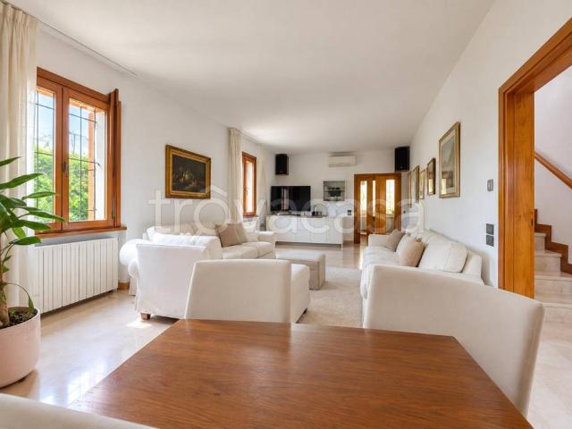 Villa singola in vendita a San Giorgio di Piano via Casadio 8, Stiatico
