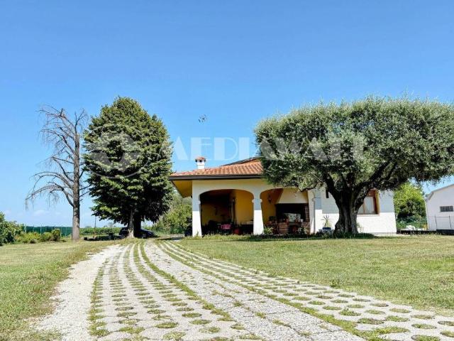 Villa singola in vendita a San Quirino via Pordenone, 11