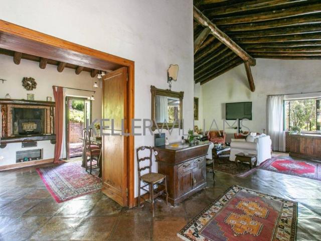Villa singola in vendita a Sacrofano, Monte Caminetto