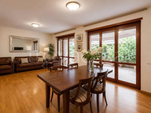 Villa singola in vendita a Segrate via Cassanese, 41, Milano Due