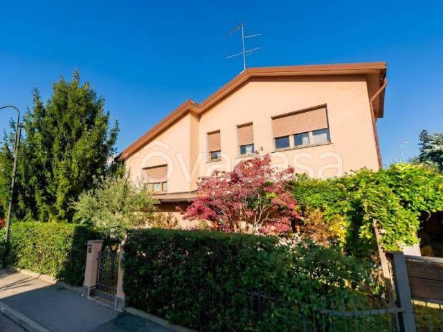 Villa singola in vendita a Segrate via Del Rovere, 11, Villaggio Ambrosiano