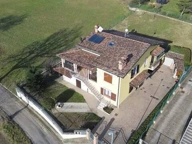 Villa singola in vendita a Serramazzoni