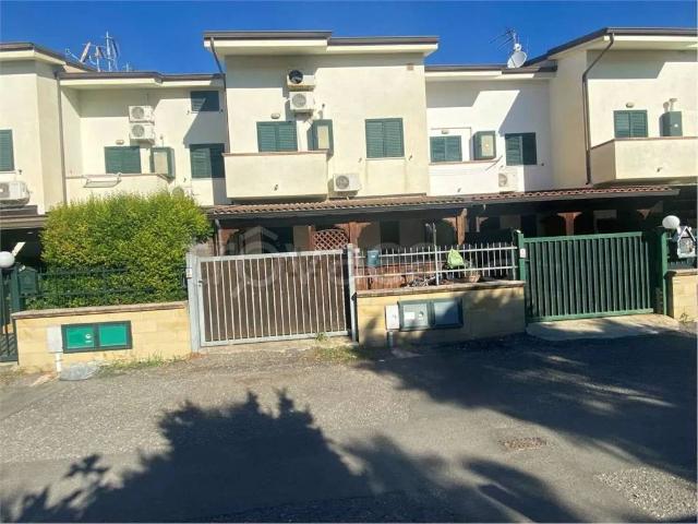 Villa singola in vendita a Simeri Mare, Simeri Crichi