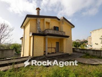 Villa singola in vendita a Simeri, Simeri Crichi
